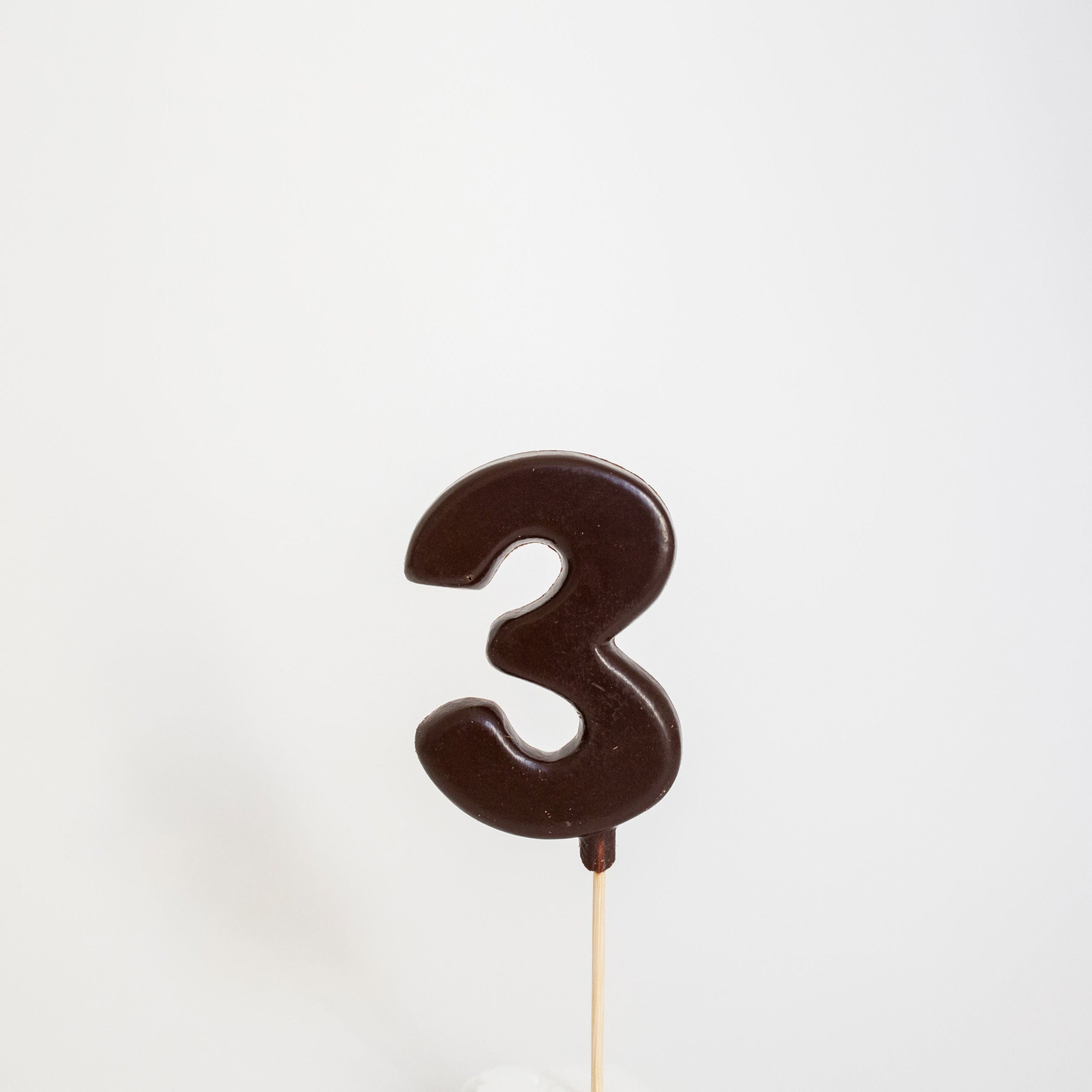 numero-tres-chocolate-negro